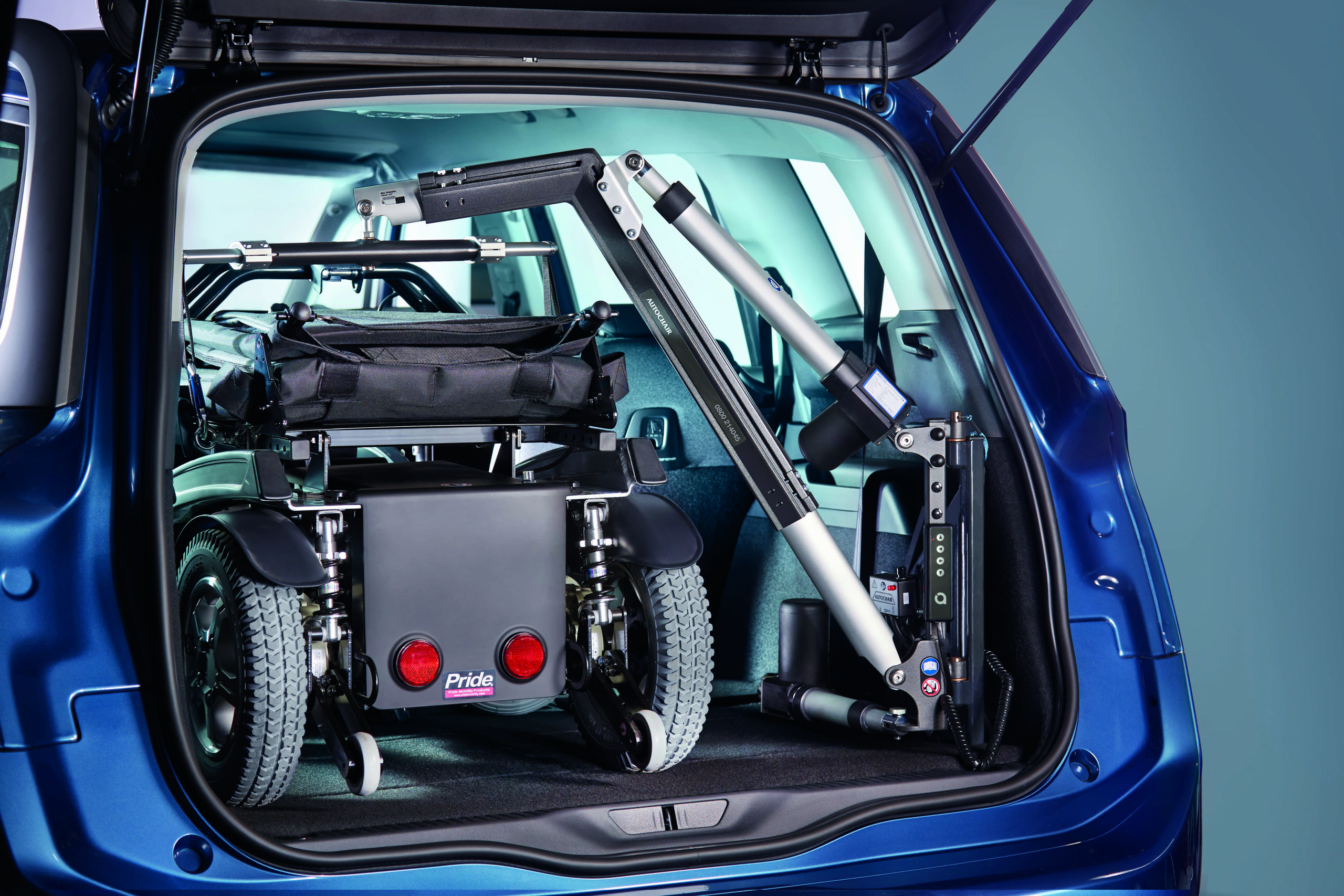 Car Hoists for Powerchairs - Image 2
